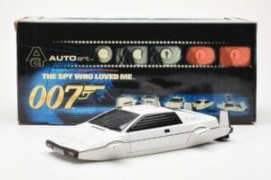 Lotus Esprit Type 79 James Bond The Spy Who Loved Me Submarine White AUTOart 1:18 75306 Diecast - image 2 of 8