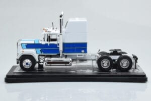 Mack Superliner Magnum White Blue IXO 1:43 TR165 Diecast - image 3 of 6