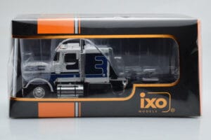 Marmon CHDT White Blue IXO 1:43 TR083 Diecast - image 4 of 4