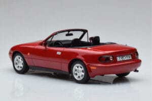 Mazda MX-5 NA Norev 1:18 188020 Diecast - image 7 of 8