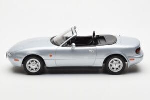 Mazda MX-5 NA Silver Norev 1:18 188023 Diecast - image 3 of 7