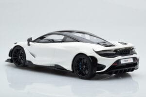McLaren 765LT White GT Spirit 1:18 GT861 Resin - image 5 of 6