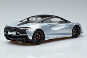 McLaren Artura Silver GT Spirit 1:18 GT873 Resin - image 2 of 6