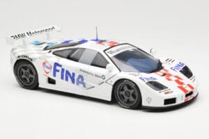 McLaren F1 GTR BMW Motorsport UT Models 1:18 80439421483 Diecast - image 4 of 6