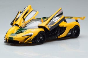 McLaren P1 GTR Yellow With Green Stripes AUTOart 1:18 81544 Composite - image 2 of 7