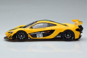 McLaren P1 GTR Yellow With Green Stripes AUTOart 1:18 81544 Composite - image 4 of 7