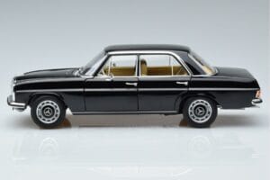 Mercedes 200 W115 Limited Edition Norev 1:18 183775 Diecast - image 5 of 8