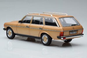 Mercedes 200T S123 Beige Norev 1:18 183738 Diecast - image 7 of 9