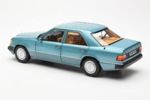 Mercedes 230E W124 Beryl Metallic Dealer Edition Norev 1:18 B66040698 Diecast - image 7 of 8