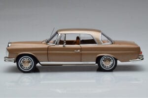 Mercedes 250 SE Coupe W111 Gold Metallic Norev 1:18 183759 Diecast - image 4 of 7