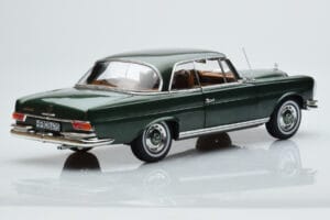 Mercedes 250 SE Coupe W111 Green Metallic Limited Edition Norev 1:18 183764 Diecast - image 3 of 7
