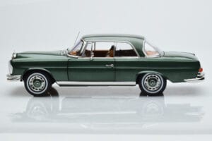 Mercedes 250 SE Coupe W111 Green Metallic Limited Edition Norev 1:18 183764 Diecast - image 4 of 7