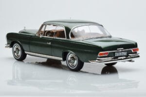 Mercedes 250 SE Coupe W111 Green Metallic Limited Edition Norev 1:18 183764 Diecast - image 6 of 7