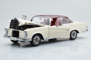 Mercedes 280 SE W108 White AUTOart 1:18 76287 Diecast - image 2 of 8