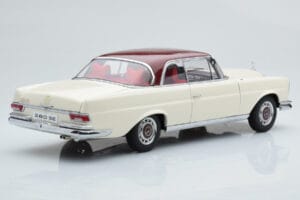 Mercedes 280 SE W108 White AUTOart 1:18 76287 Diecast - image 4 of 8