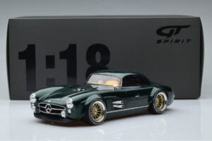Mercedes 300 SL Speedster Hard Top By S-Klub Green GT Spirit 1:18 GT872 Resin - image 6 of 6