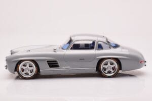 Mercedes 300 SL W198 Gullwing By S-Klub Grey GT Spirit 1:18 GT418 Resin - image 3 of 6