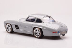 Mercedes 300 SL W198 Gullwing By S-Klub Grey GT Spirit 1:18 GT418 Resin - image 5 of 6