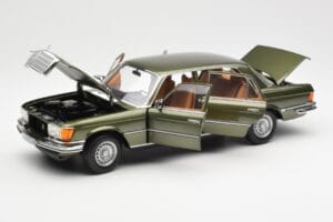 Mercedes 450SEL 6.9 W116 Green Metallic Norev 1:18 183455 Diecast - image 2 of 8