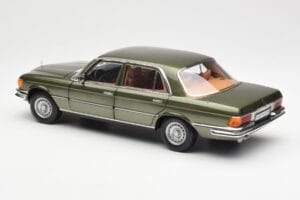 Mercedes 450SEL 6.9 W116 Green Metallic Norev 1:18 183455 Diecast - image 7 of 8