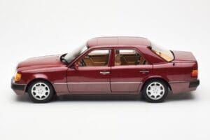 Mercedes 500E W124 Red Metallic Dealer Edition Norev 1:18 B66040699 Diecast - image 4 of 8