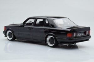 Mercedes 560 SEL AMG W126 Obsidian Black Otto 1:18 OT297 Resin - image 5 of 6