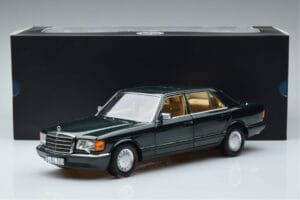 Mercedes 560 SEL W126 Dark Green Metallic Norev 1:18 B66040682 Diecast - image 7 of 7