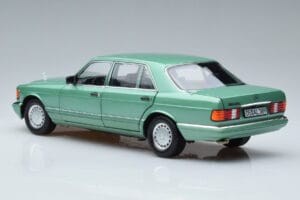 Mercedes 560 SEL W126 Light Green Norev 1:18 183469 Diecast - image 6 of 7