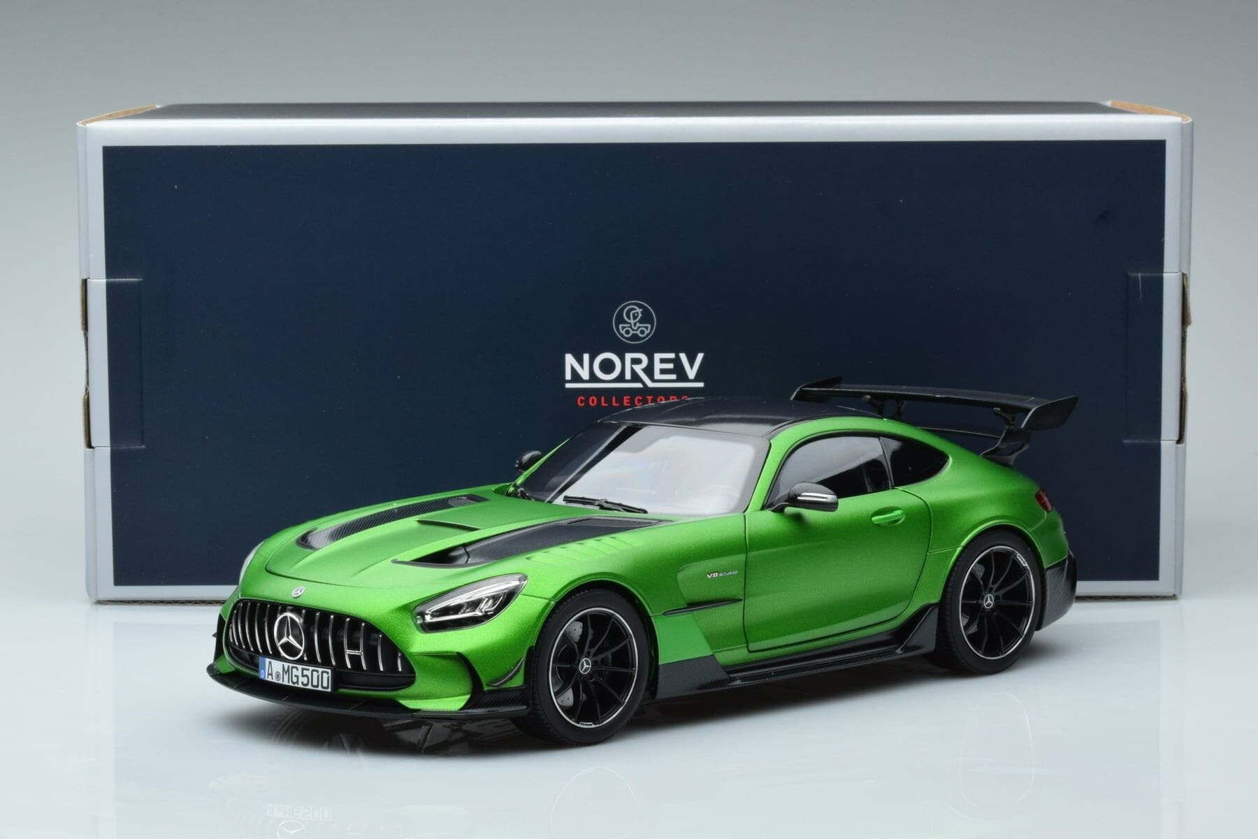 Norev Mercedes AMG GT Black Series 1:18 Magno