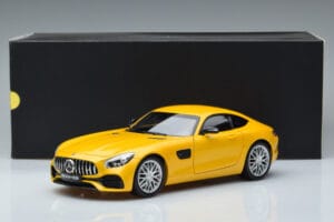Mercedes AMG GT S Solarbeam Norev 1:18 B66960410 Diecast - image 7 of 7