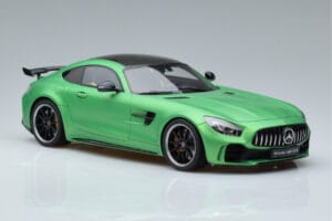Mercedes AMG GT R Green GT Spirit 1:18 GT179 Resin - image 4 of 6