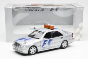 Mercedes C-Class W202 AMG Medical Car F1 1997 UT Models 1:18 26106 Diecast - image 6 of 6
