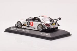 Mercedes C-Class W204 DTM GQ AMG Mercedes #16 Engels DTM 2009 Minichamps 1:43 400093816 Diecast - image 3 of 4