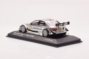 Mercedes C-Class W204 DTM Team AMG Mercedes #8 R. Schumacher DTM 2010 Minichamps 1:43 400103908 Diecast - image 3 of 4