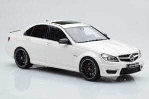 Mercedes C63 AMG W204 White GT Spirit 1:18 GT166 Resin - image 4 of 6