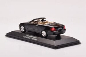 Mercedes CLK A209 Cabriolet Obsidian Black Metallic Minichamps 1:43 B66961966 Diecast - image 3 of 4