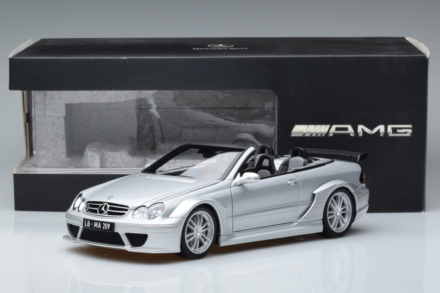 Mercedes CLK DTM AMG W209 Cabriolet Silver Kyosho 1:18
