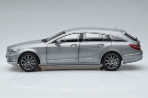 Mercedes CLS Shooting Brake X218 Alanite Grey Norev 1:18 B66960117 Diecast - image 4 of 7