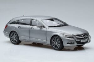 Mercedes CLS Shooting Brake X218 Alanite Grey Norev 1:18 B66960117 Diecast - image 5 of 7