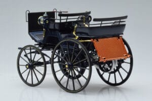 Mercedes Daimler Motorkutsche Dark Blue Norev 1:18 183700 Diecast - image 5 of 6
