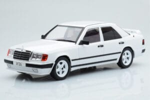 Mercedes E-Class W124 Tuning White MCG 1:18 Mercedes E-Class W124 Tuning White MCG 1:18 MCG18343 Diecast