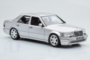 Mercedes E500 W124 Silver Otto 1:18 OT623 Resin - image 4 of 6