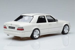 Mercedes E60 AMG W124 White Otto 1:18 B66040640 Resin - image 2 of 6