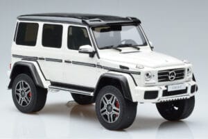 Mercedes G500 4x4 W463 GT Spirit 1:18 GT142 Resin - image 4 of 6