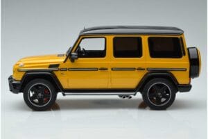 Mercedes AMG G63 W463 Crazy Color Solar Beam Dealer Edition GT Spirit 1:18 B66961012 Resin - image 3 of 6