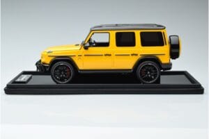 Mercedes AMG G63 W463 Yellow MotorHelix 1:18 MH018-Y Resin - image 3 of 7
