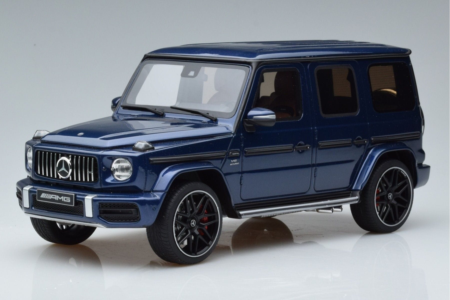 GT Spirit Mercedes AMG G63 W464 1:18 Blue Resin GT Spirit Mercedes AMG G63 W464 1:18 Blue Resin