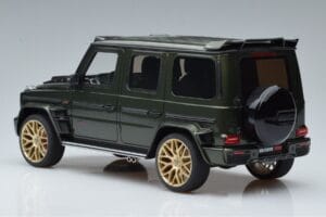 Mercedes G63 Brabus 700 Widestar W463 Green GT Spirit 1:18 GT274 Resin - image 5 of 6