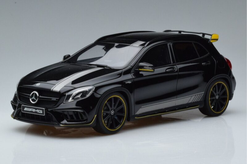Mercedes AMG GLA45 X156 Yellow Night Edition GT Spirit 1:18 Mercedes AMG GLA45 X156 Yellow Night Edition GT Spirit 1:18 B66960469 Resin