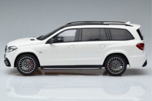 Mercedes AMG GLS63 X166 White GT Spirit 1:18 B66965709 Resin - image 3 of 6